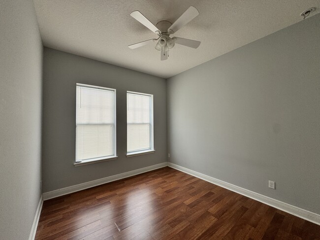 Photo - 7824 Lower Perse Cir
