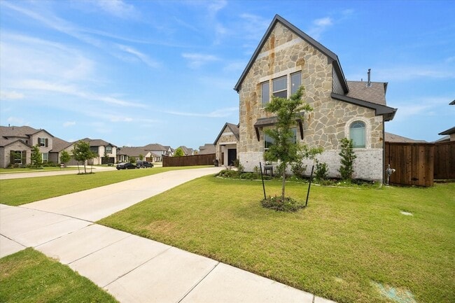 Photo - 1904 Frediano Ln