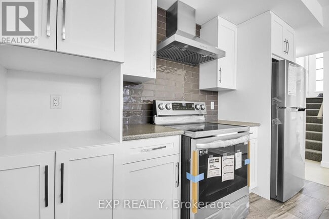Photo - 230 Cypress St