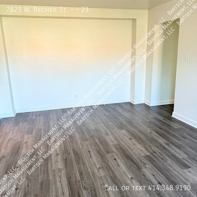 Photo - 7829 W Becher St Unit 23