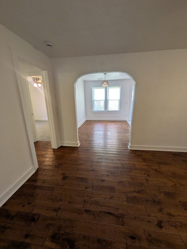 Photo - 1521 Waterhouse St