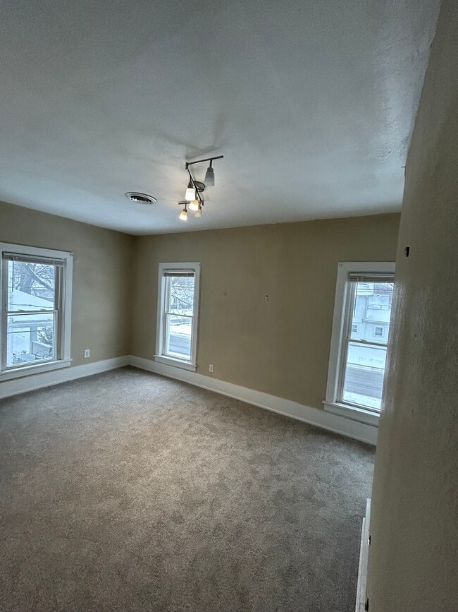 Photo - 339 N Grove St