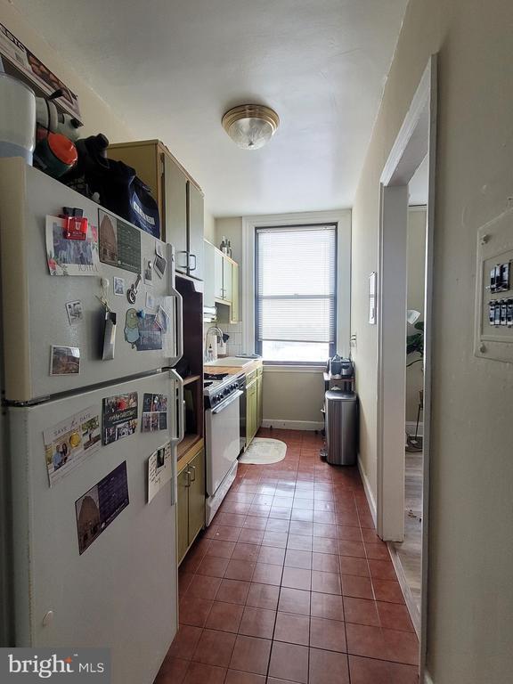 Photo - 2031 Locust St Unidad 2003