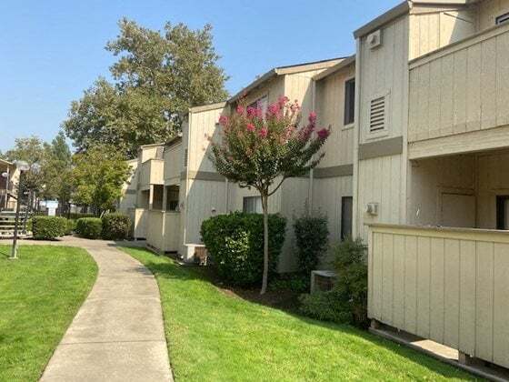 Country Glen - Country Glen