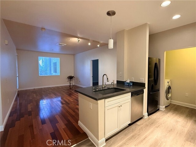 Photo - 1162 Scholarship