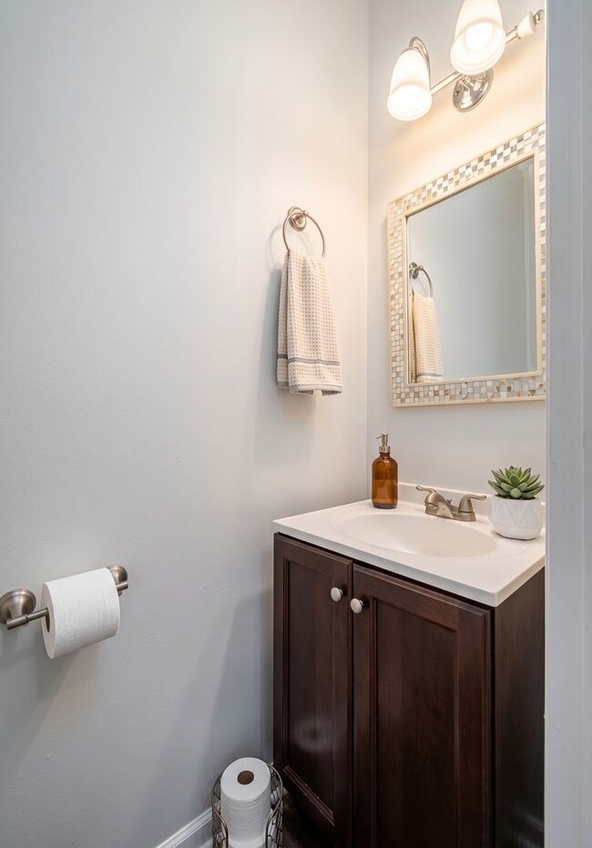 1211 Canyon Rock Court