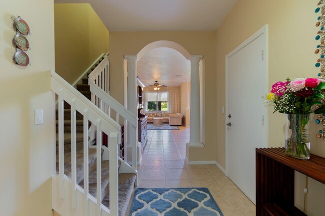 Photo - 213 River Bluff Ln