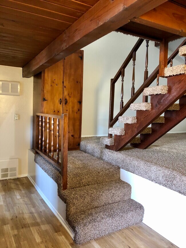 Photo - 22727 Madison St Unit 5