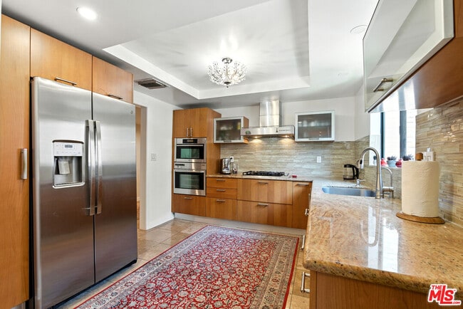 Photo - 1310 S Roxbury Dr Unit 201