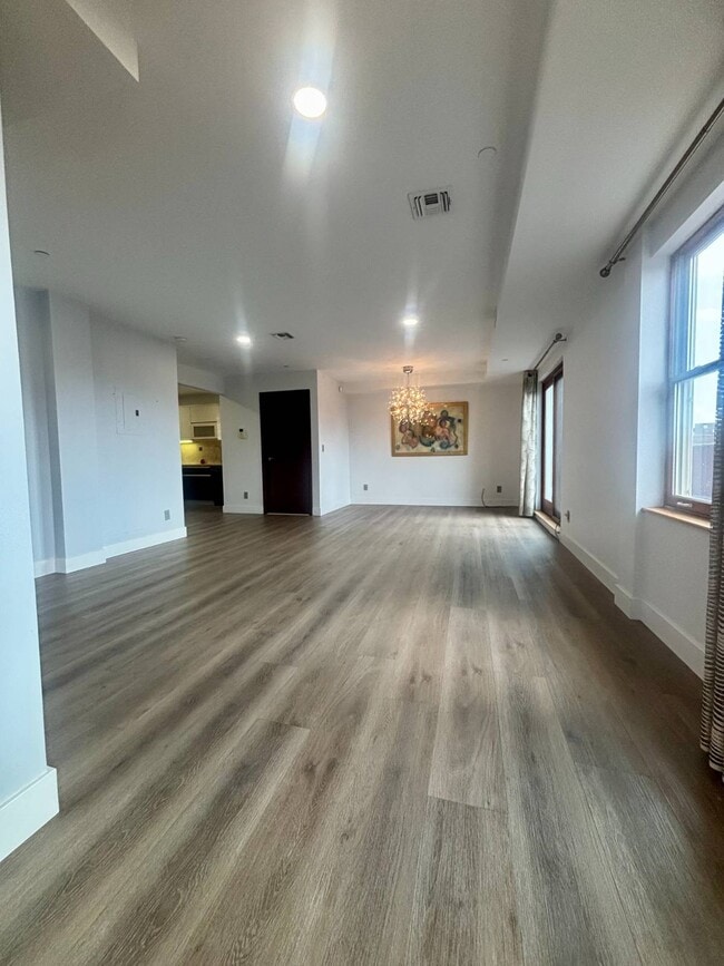 2381 Ocean Ave Unit 7D