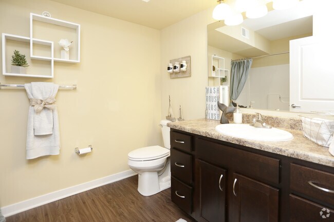Apartments At Sauk Trail