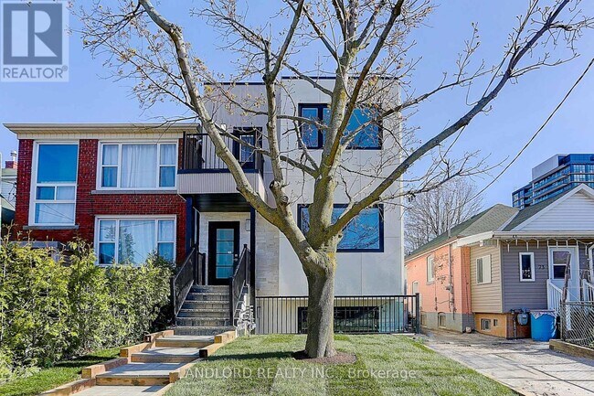 Photo - 71 Livingstone Ave