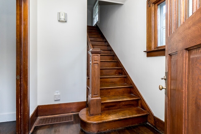 Photo - 1014 Woodlawn Ave