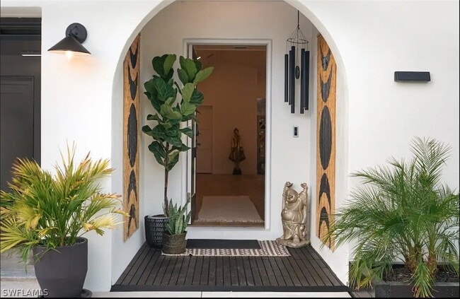 Building Photo - 763 102nd Ave N