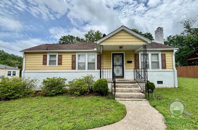 Building Photo - 106 Princeton Ave