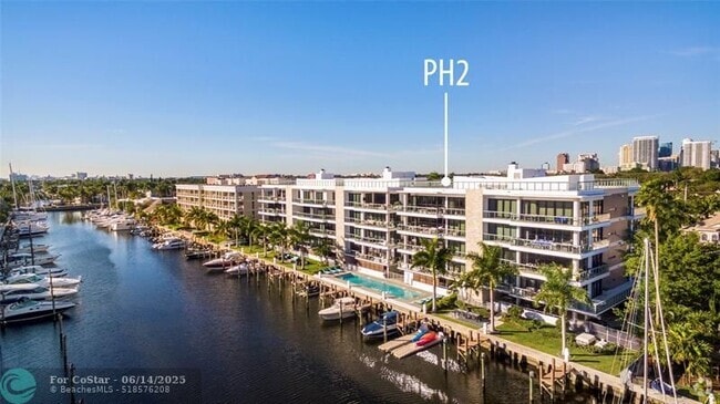 Building Photo - 80 Hendricks Isle Unit PH 2 Rental