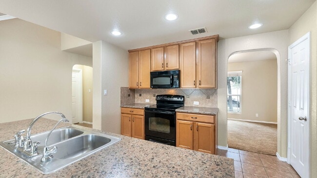 Photo - 7538 Elegante Way