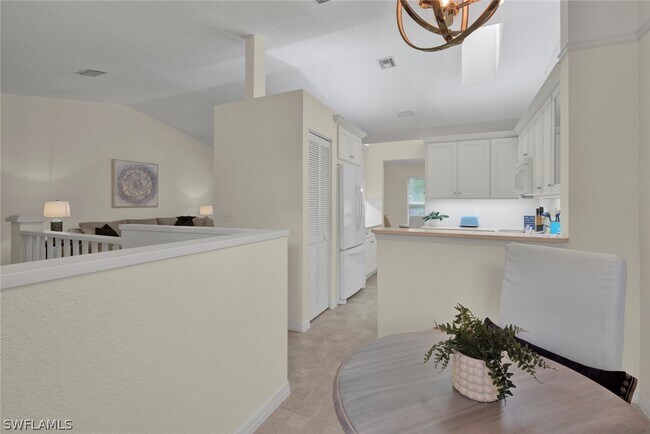 386 Emerald Bay Cir Unit G-4