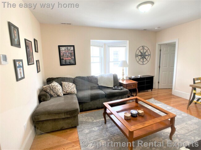 Photo - 24 Willard Ave Unidad #3