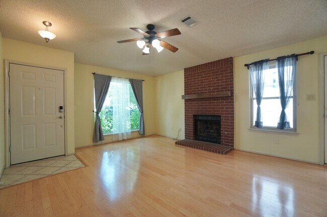 Photo - 14009 Conner Downs Dr