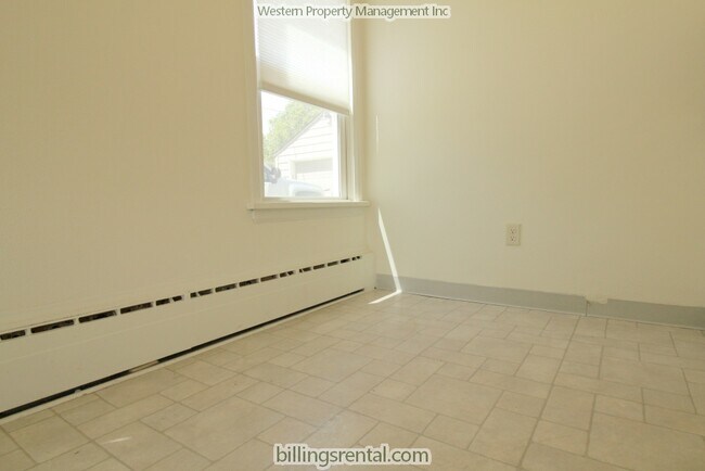 Dining Area - 711 Avenue B Unit #2