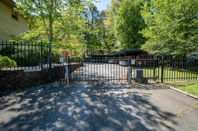 Photo - 1 Coolwood Dr Unit 11