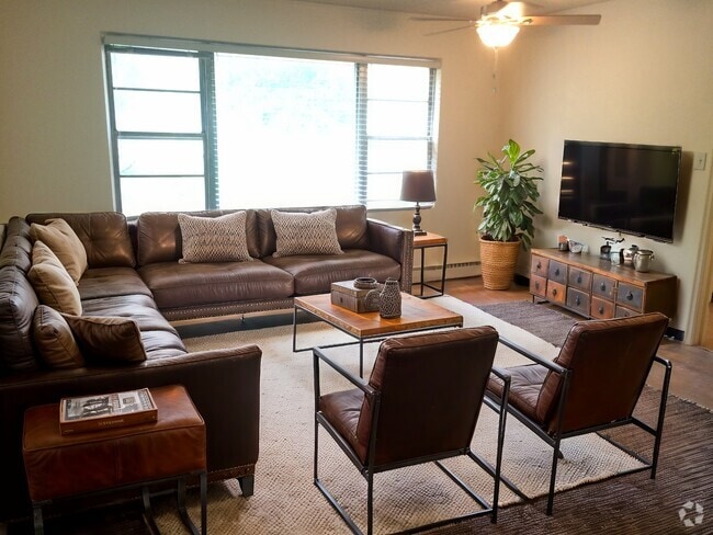 Building Photo - Exeter Place Rental