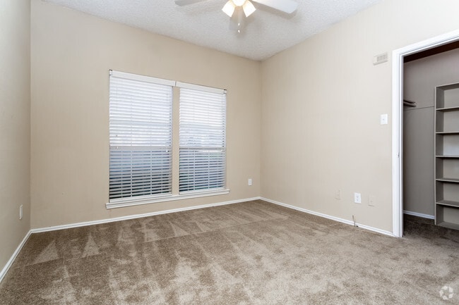 1BR,1BA-592sft_Upgraded - Summer Bend