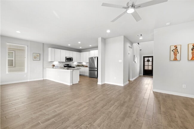 Building Photo - 2311 Honey Heights Ln