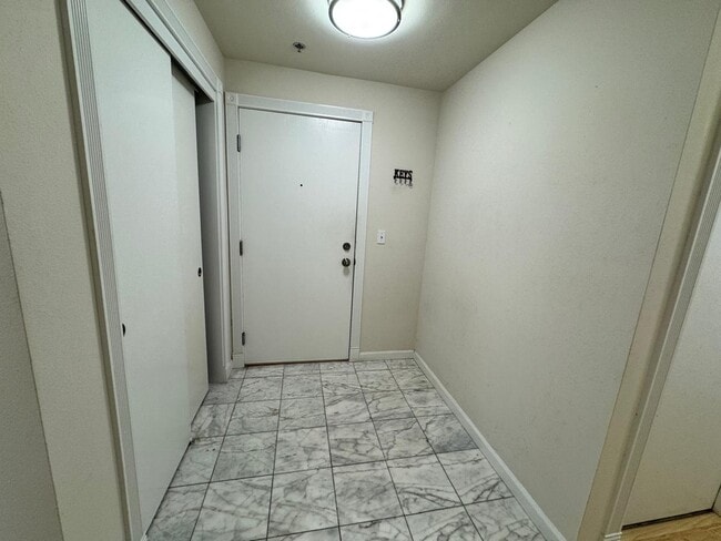 Photo - 2017 Eastlake Ave E Unit 203