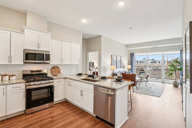 Lyra Apartments