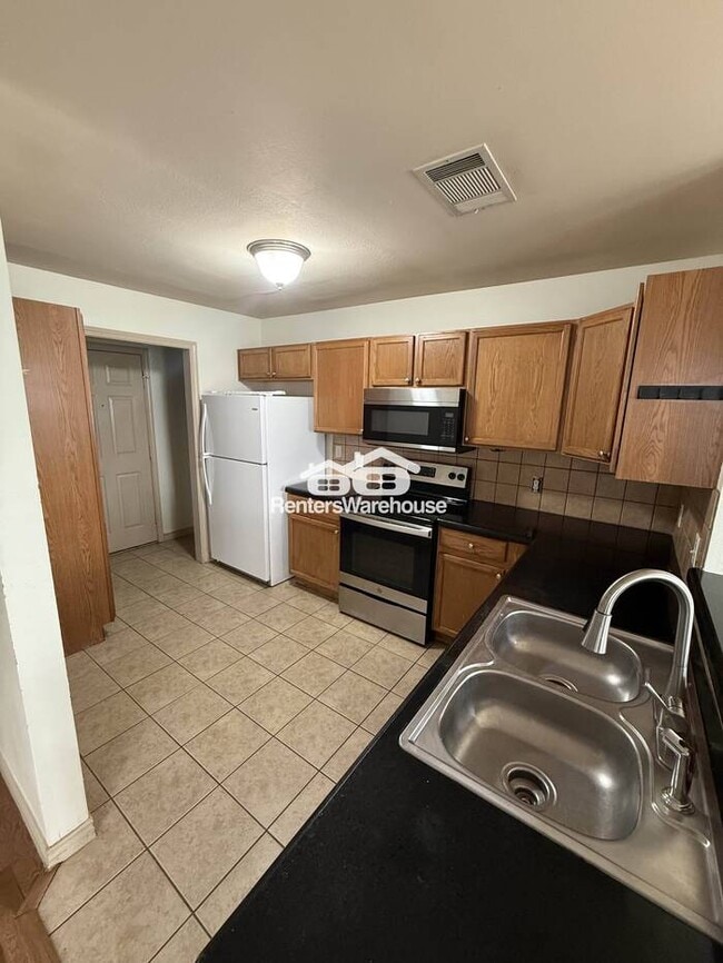 Photo - Beautiful Townhome in Euless!!