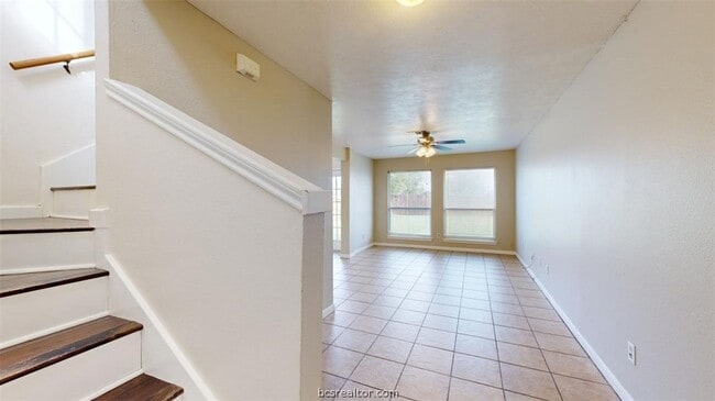 Photo - 915 Bougainvillea St