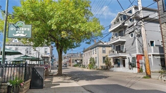 Photo - 492 Thames St Unidad 4