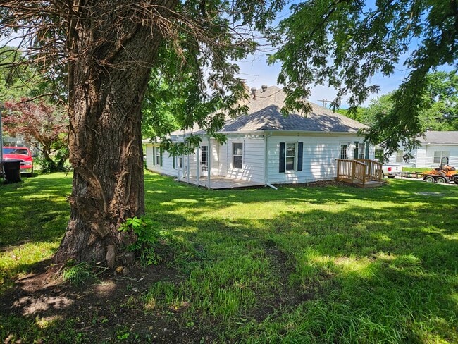 Photo - 2158 N Boonville Ave