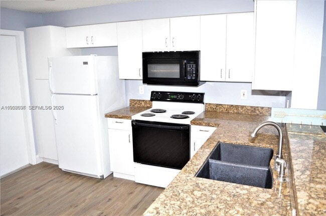 Photo - 1497 Veracruz Ln