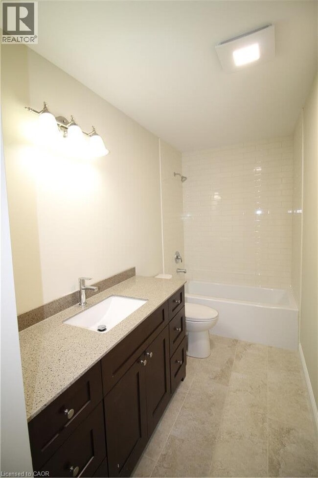 Photo - 1395 Bleams Rd