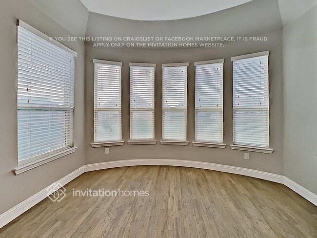 Photo - 15041 Belclaire Ave