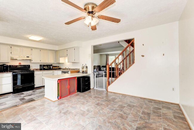 Photo - 10117 Shelldrake Cir