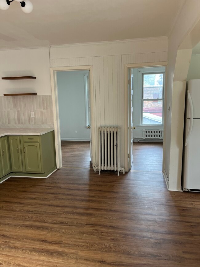 188 3rd St Unit Second Floor