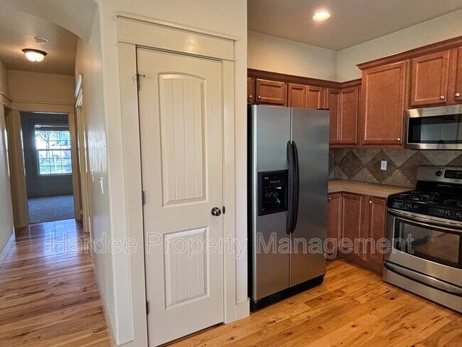 Photo - 6251 W Geneva St