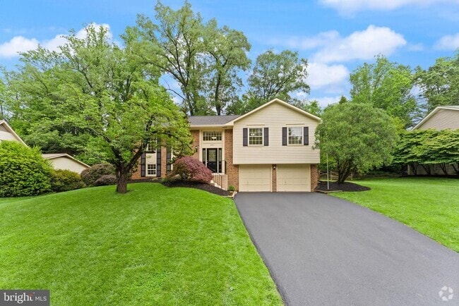 Building Photo - 2660 Oakton Glen Dr Rental