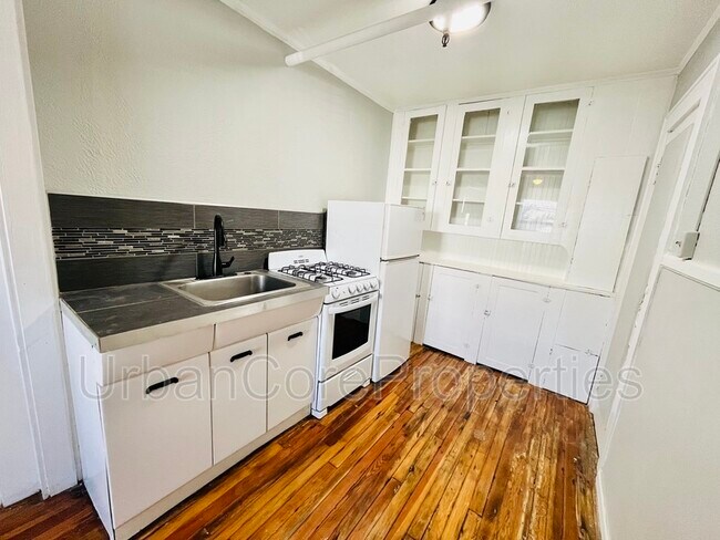 Photo - 236 10th Ave NE Unit #1