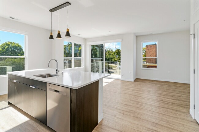 Photo - 5945 6th Ave Unit 203