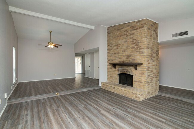 Photo - Allen*Allen*Allen