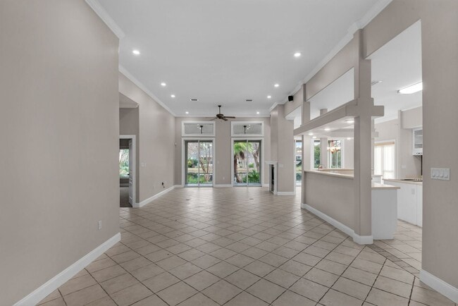 Photo - Spacious unfurnished 4B/3B home in Gated Community of Emerald Lakes