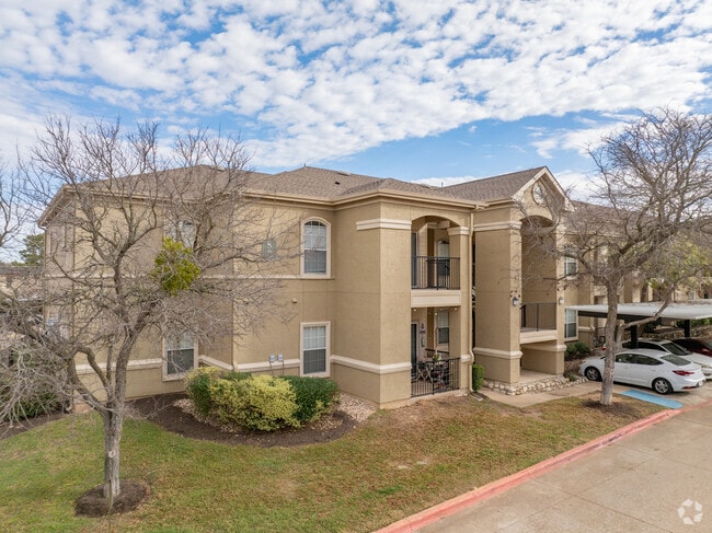 The Lodge at Lost Pines Apartments
