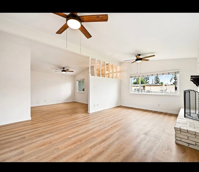 Photo - 927 Gray Dr