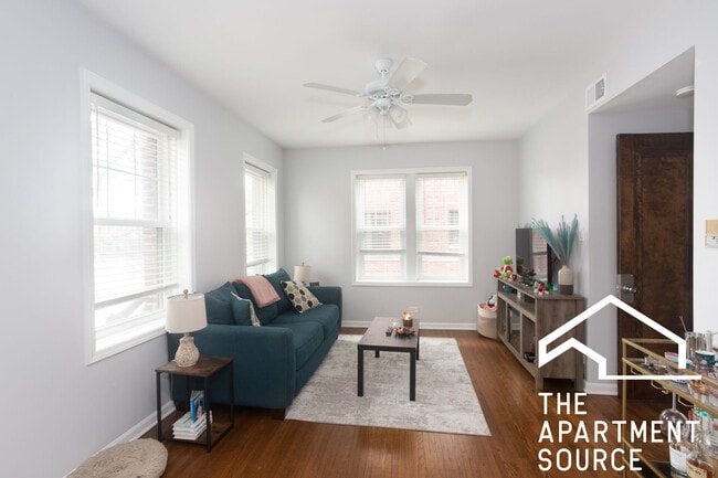 Photo - 3712 N Sheffield Ave Unit 304