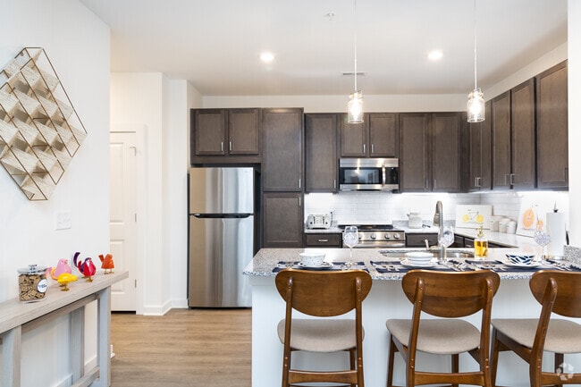 2BR, 2BA - 1,188SF - Kitchen